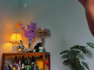 Chaturbate Best live sex cam show of lucian_davii