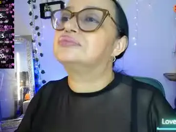 Chaturbate Adult Video Chat of gia_nahomi