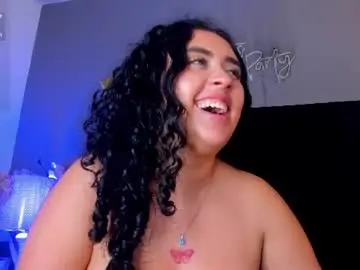 Chaturbate Live Sex Cam of isaxcurves