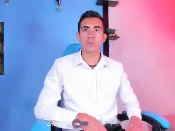 Chaturbate Live Sex of andy_naughty1