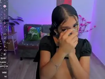 Chaturbate Live Porn of camila_harperr