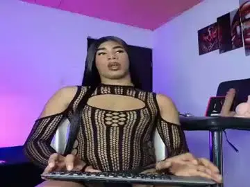 Chaturbate Live Porn of black_cami_01