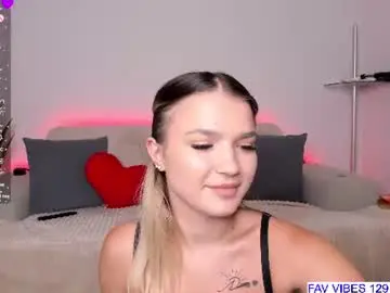Chaturbate Best live sex cam show of honeybunnyyy_