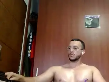 Chaturbate Sex Chat of marcusmilarc