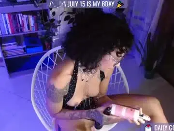 Chaturbate Adult Webcam of sweet_bluee