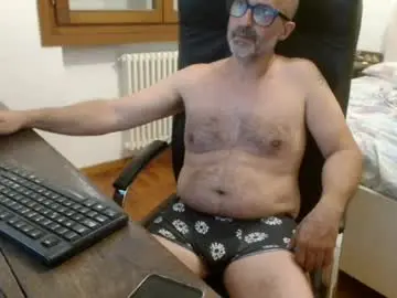Chaturbate Sex Cam of new_simi_74