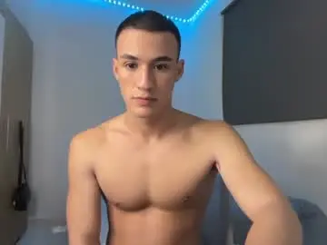 Chaturbate Live Sex of leo_delveyy