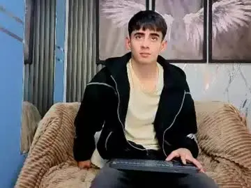 Chaturbate Adult Webcams of demian_hot99