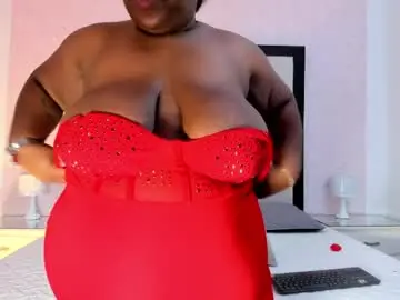 Chaturbate Live Sex Cam of treisyvixen