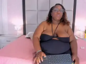Chaturbate Watch Live Sex Cams of treisyvixen