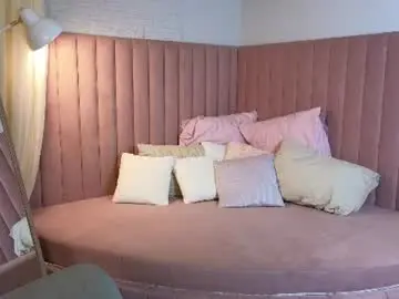 Chaturbate Adult Webcams of kira_bliss_