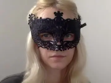 Chaturbate Best live sex cam show of lunadollxo