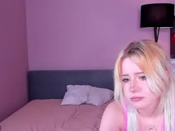 Chaturbate Adult Webcam of kiki_peach