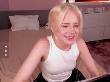 Chaturbate Adult Webcams of kiki_peach