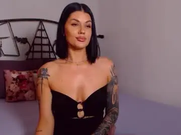 Chaturbate Live Sex Cam of yvonneeverlee