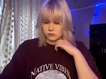 Chaturbate Adult Video Chat of hellokinki
