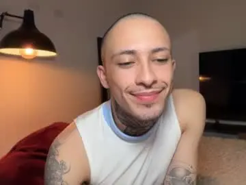 Chaturbate Free Porn Cam of noah_and_steven