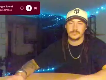 Chaturbate Live Sex of alexx1169