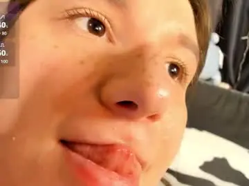 Chaturbate Nude Webcam of oskar_fucker