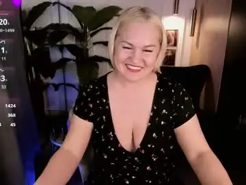 Chaturbate Watch Live Sex Cams of yolanda_kiss