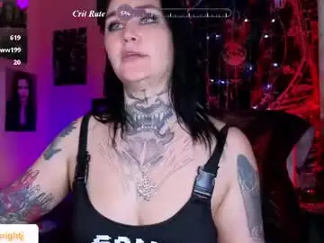 Chaturbate Live Sex Cam of emmybrightj_