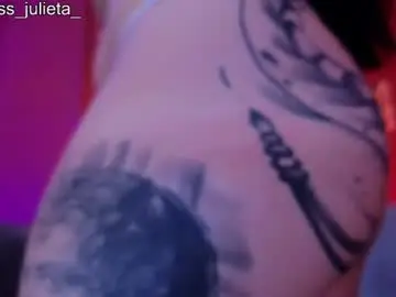 Chaturbate Free Live Porn of julieta_russell