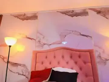 Chaturbate Best live sex cam show of alyathompson