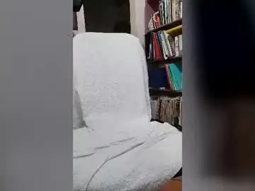 Chaturbate Free Porn Cam of sbrinaiceberg