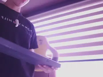 Chaturbate Sex Chat of tommy_blue1