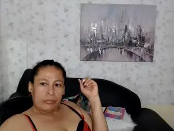 Chaturbate Live Sex of mature_martina_