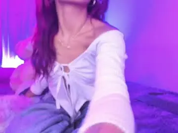 Chaturbate Live Sex Cam of caroline_cute7