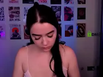 Chaturbate Live Sex Cam of aria_glow