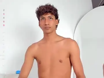 Chaturbate Live Porn of twinksboys_23