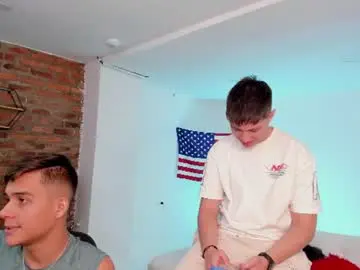 Chaturbate Live Sex of space_boys18