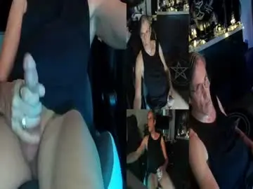 Chaturbate Live Sex of d_j_strokes
