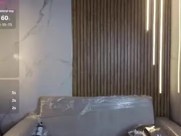 Chaturbate Live Sex Cam of perla_lovely