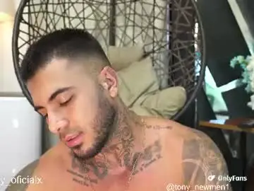Chaturbate Adult Video Chat of tony_newmen