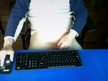 Chaturbate Live Sex Cam of guesswhatigot2