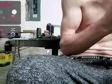 Chaturbate Free Porn Cam of thecarrguyy
