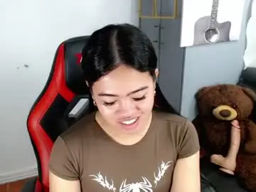 Chaturbate Live Sex Cam of alesha_vibe_me
