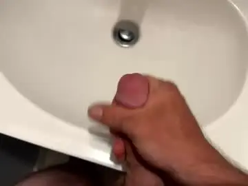Chaturbate Free Live Porn of blueeyedwhitedragon48