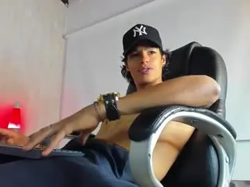 Chaturbate Adult Webcam of tommyhot7