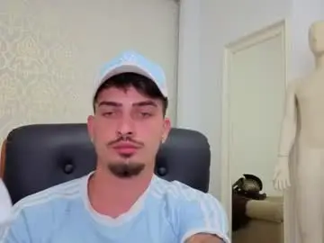 Chaturbate Live Sex Cam of brandontatex