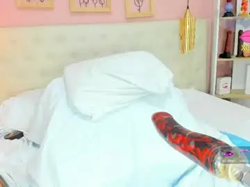Chaturbate Nude Webcam of emi_sary