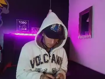 Chaturbate Live Sex Cam of angelmarcell