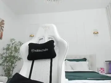 Chaturbate Sex Chat of christine0990__