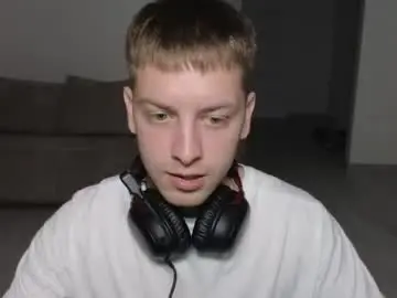Chaturbate Live Sex Cam of danila_trezzini