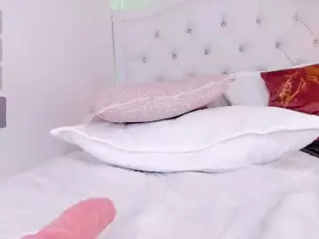 Chaturbate Live Sex of kitty_blueee