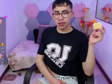 Chaturbate Free Porn Cam of andy_norton