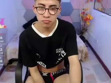 Chaturbate Sex Cam of andy_norton